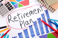 Concept art showing the phrase retirement plan written on a piece of paper.